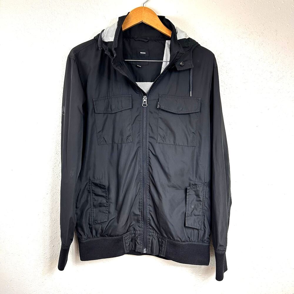 NIXON Rain Jacket Hooded Windbreaker Medium Black Mesh Lining Zipper